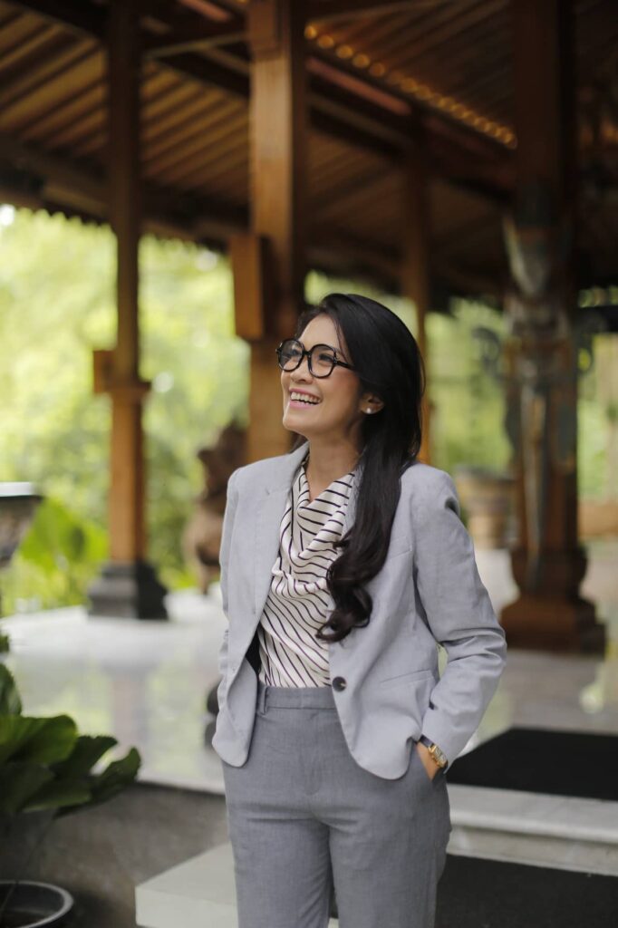 Dr. Ayu Cornellia 2