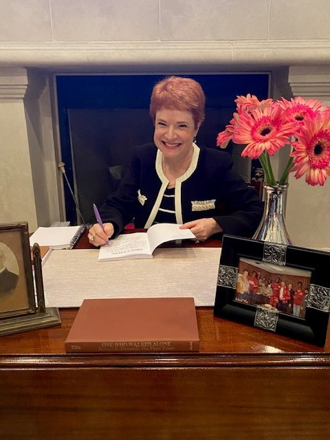 Laurie J. James – A Lifelong Guide for Career Growth and Leadership